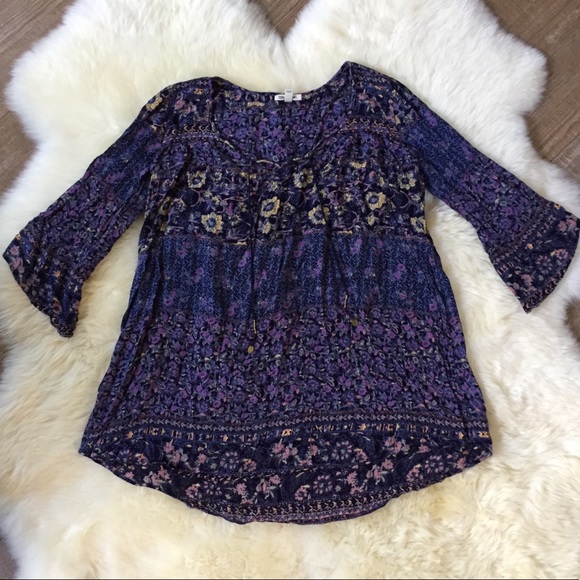 Billabong Dresses & Skirts - Billabong • Purple Floral Bell Sleeve Swing Dress